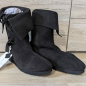 Preview: Stulpenstiefel aus Wildleder mit  Gummisohle - schwarz - Gr. 42