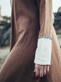 Preview: Wikingerkleid "Freya"  -  Sand