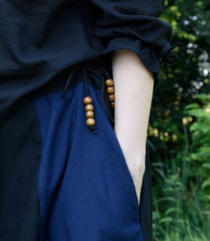 Preview: Mittelalterlicher Rock - weit ausgestellt - schwarz/blau