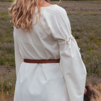 Preview: Mittelalter-Unterkleid Burglinde mit Trompetenärmeln  -  natur