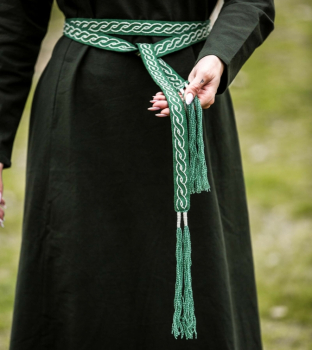 Preview: Gürtel "Vigga" mit Stickerei -  grün