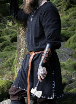 Preview: Wikingertunika mit Stickerei "Erwin"  - schwarz