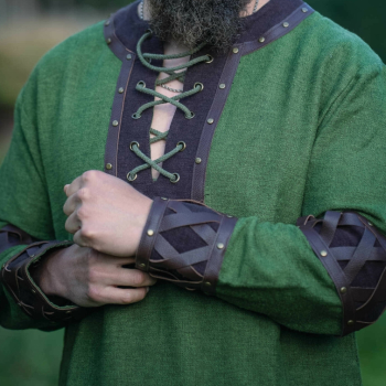 Preview: Wikinger Tunika "Leif" mit Lederapplikationen  -  grün