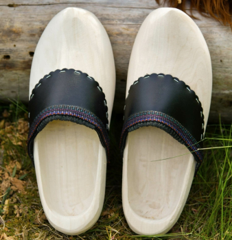 Preview: Westfälische Holzschuhe aus Pappel-Holz mit Lederkappe - paarweise gedrahtet