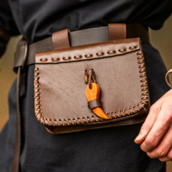 Preview: Mittelalter Leder Gürteltasche "Volmar"  -  braun