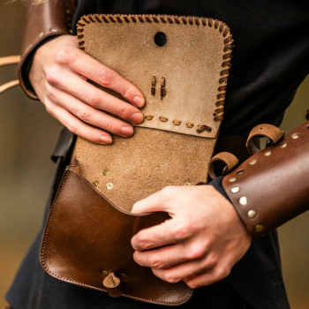 Preview: Mittelalter Leder Gürteltasche "Volmar"  -  braun