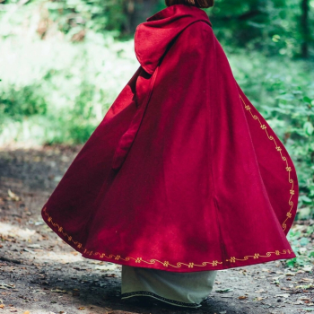 Preview: Wollumhang "Ásidís" mit Handstickerei - rot