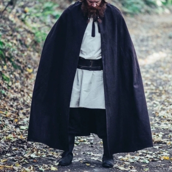 Wollmhang mit langer Kapuze "Hervir" Länge 160 cm - braun