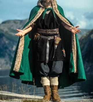 Wikinger Umhang "Fjell" mit Kunstfell  -  grün