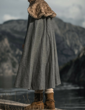 Preview: Wikinger Umhang "Janne" mit Kunstfell -  grau