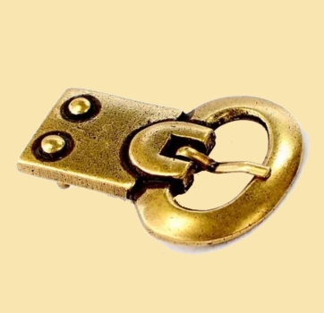 Preview: Alamannische Gürtelgarnitur für 2 cm - messingfarben