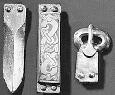 Preview: Alamannische Gürtelgarnitur für 2 cm - messingfarben