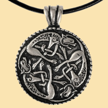 Keltisches Amulett Wilde Jagd -  versilbert