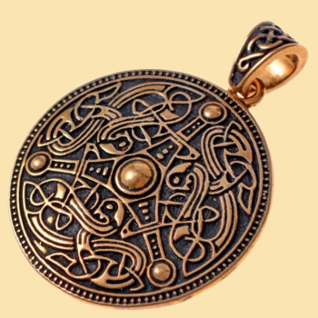 Wikinger-Anhänger im Broastil- Bronze