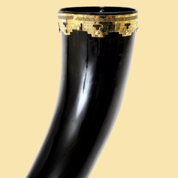 Preview: Trinkhorn mit Messing-Rand   -  0,5 l