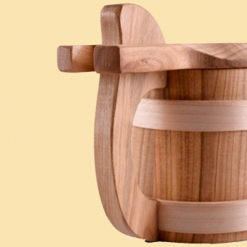 Preview: Bierkrug mit Klappdeckel - aus Holz -  ca. 0,5 l