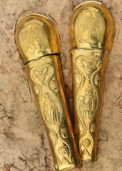 Prätorianer Beinschienen  -  Messing