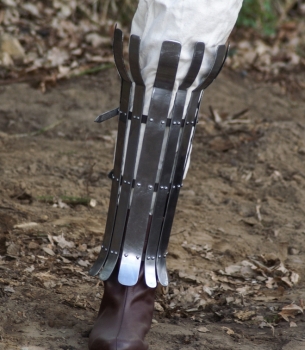 Wikinger Beinschiene  -  2mm  - Stahl - einzeln