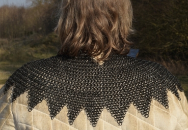 Preview: Bischofskragen - Kettenkragen mit Lederriemen und Schnallen - brüniert