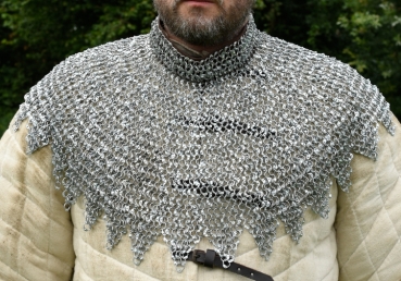 Preview: Bischofskragen mit Lederriemen und Schnallen - vernietete Rundringe