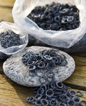 Preview: 1 kg - ARR - lose runde Ringe zum Vernieten, ID 8 mm, Aluminiumdraht