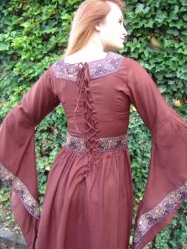 Edles Kleid