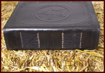 Preview: Schwarzes Lederbuch mit Pentagramm