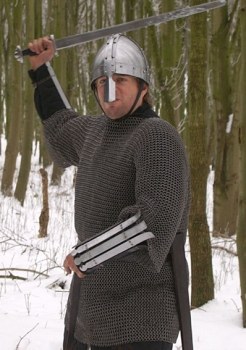 Preview: Kettenhemd Haubergeon aus Federstahl, ID 8mm, unbehandelt, Gr. XL