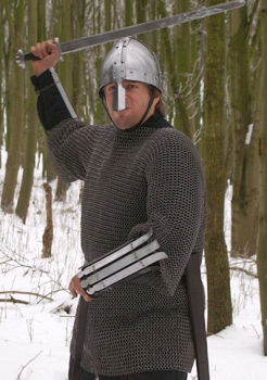 Preview: Kettenhemd Haubergeon, 8mm Flachring, vernietet/gestanzt, Gr. M