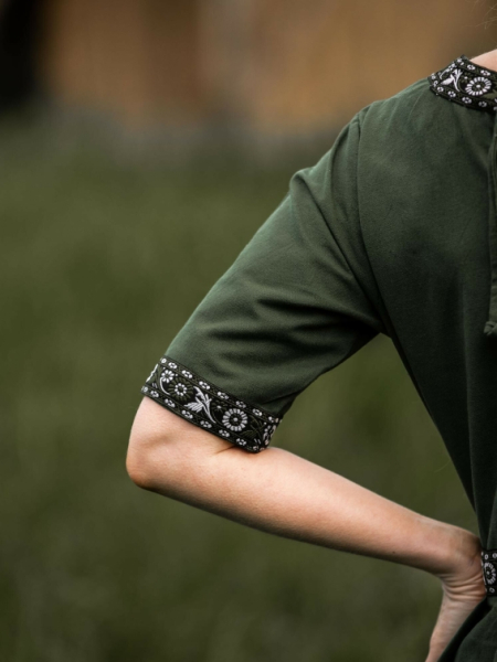 Edles Kurzarmkleid mit Bordüre "Ennlin" - grün