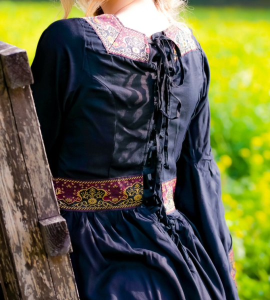 Edles Kleid - schwarz