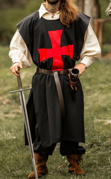 Waffenrock der Tempelritter  - schwarz/rot