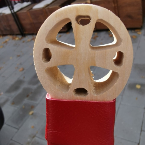 Schwert der Tempelritter - Griff rot