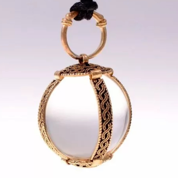 Fränkischer Kugelanhänger - Bronze