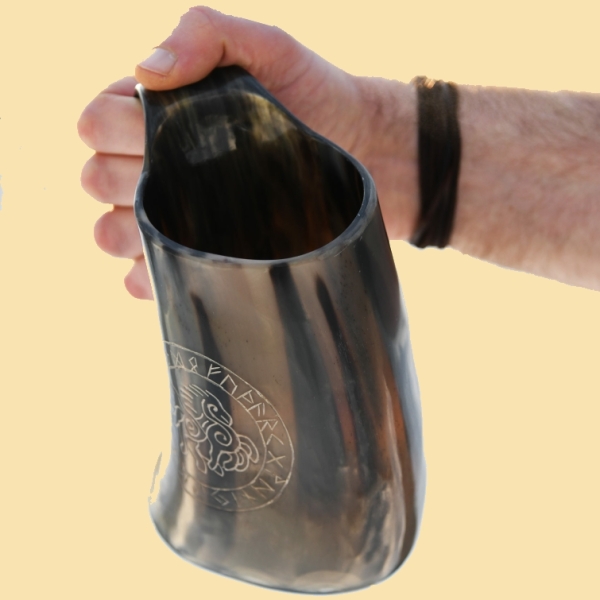 Bierkrug aus Horn - Sleipnir