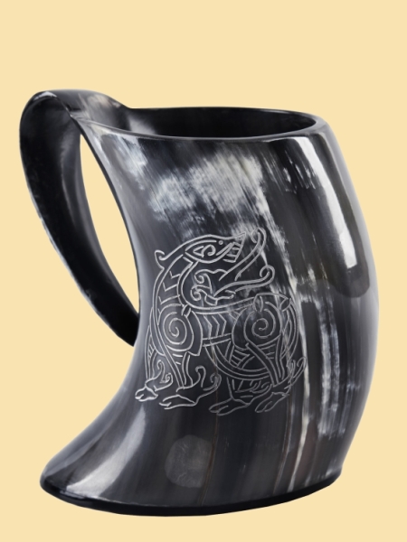 Bierkrug aus Horn - Drache