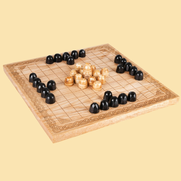 Hnefatafl - Wikinger Brettspiel aus Holz