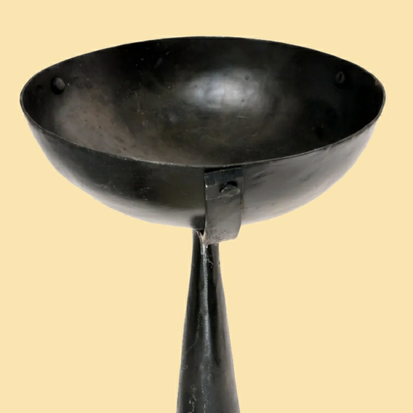 Geschmiedete Wikinger-Schalenlampe