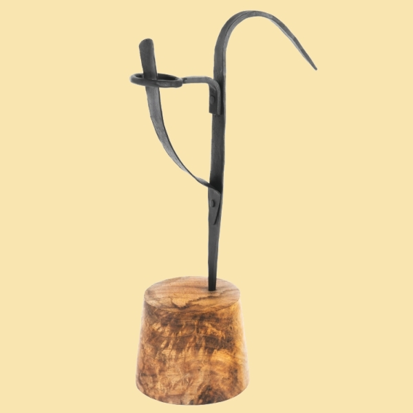 Kerzenhalter mit Holzsockel