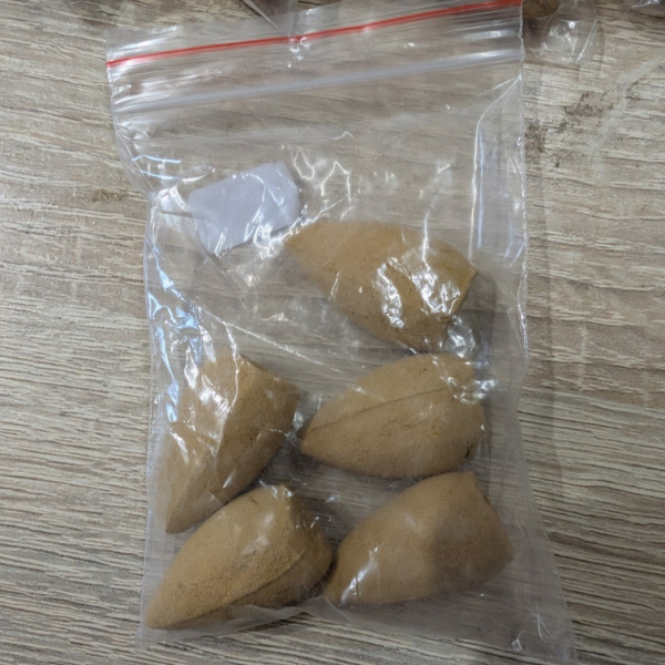 Rückfluss Räucherkegel - 2. Wahl - hellbraun