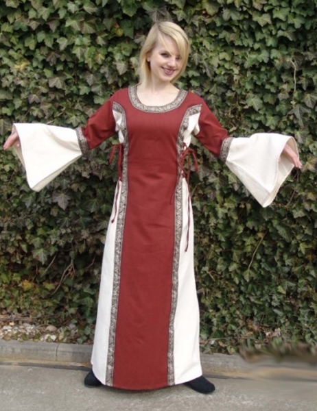 Mittelalterkleid mit Bordüre "Sophie"