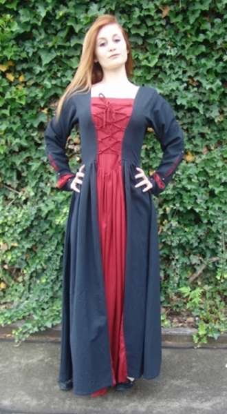 Zweifarbiges Kleid "Medusa"